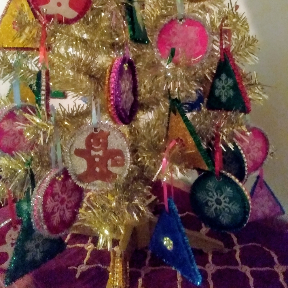 🎄UNIQUE!!! | Upcycled Cardboard Christmas Ornaments - Picture 5 of 6